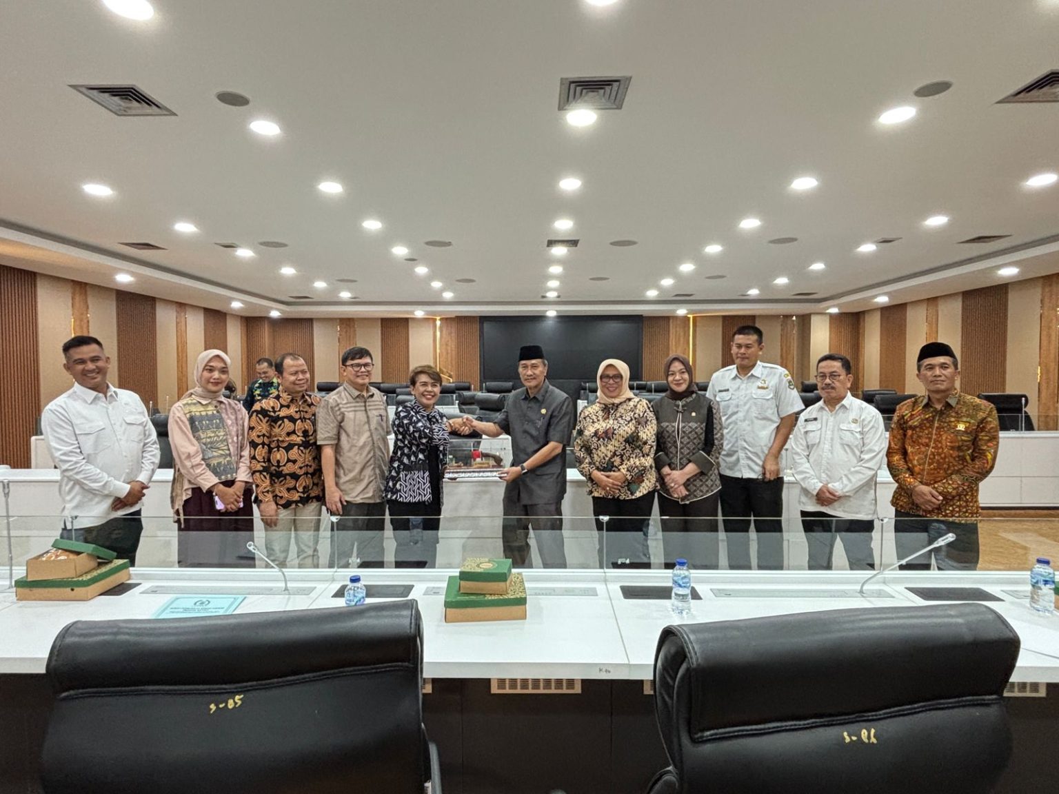 Kunker di Banten, Bapemperda DPRD Lampung Dalami Raperda Penyelenggaraan Satu Data