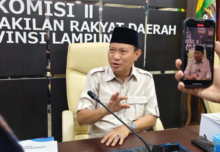 Viral Menu Busuk, DPRD Lampung Minta…